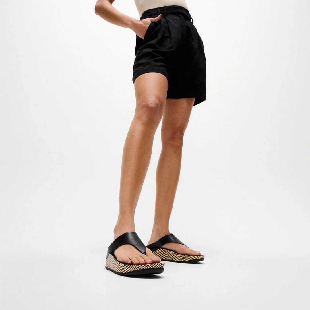 LULU Lux Graphic-weave Leather Toe-post Sandals - Image 2